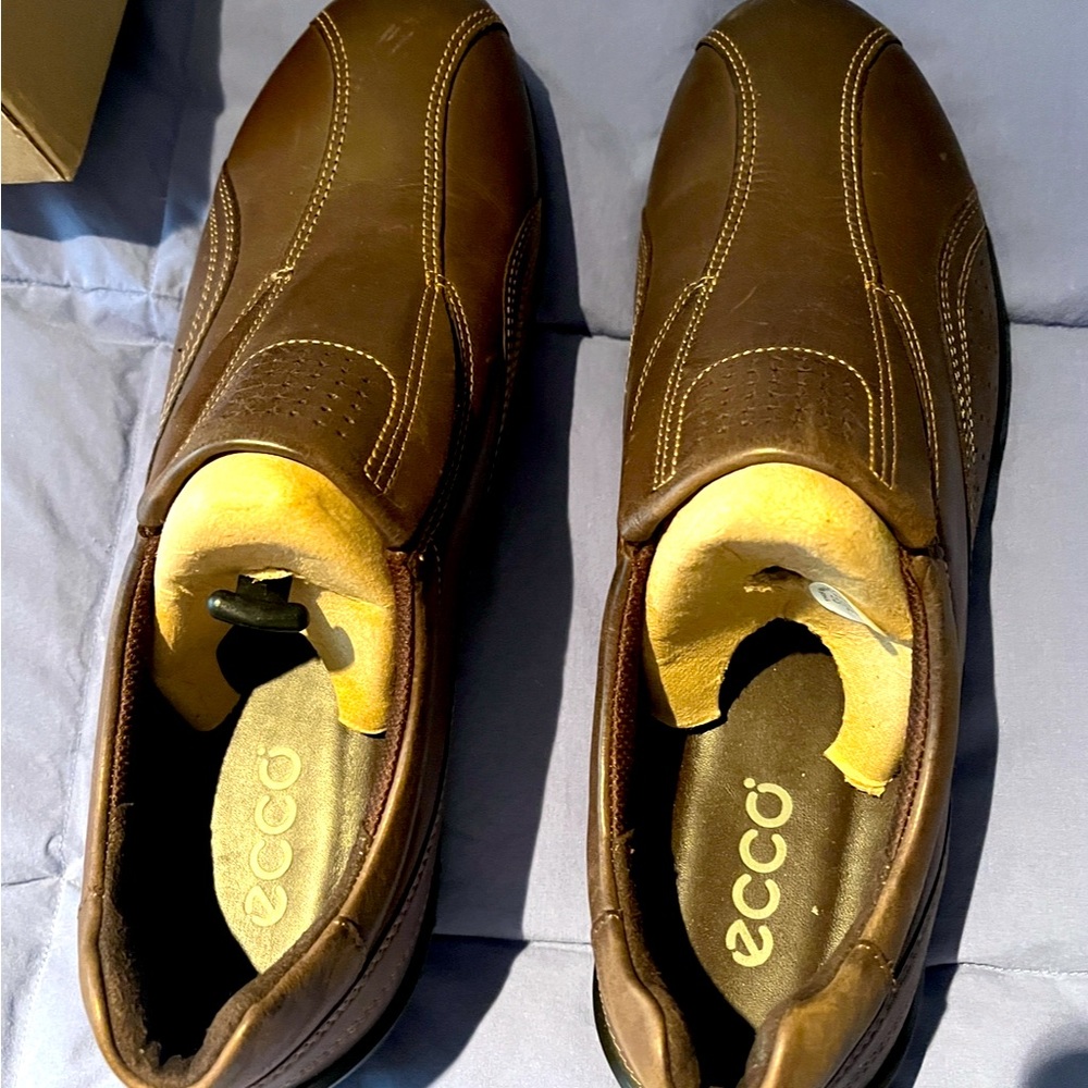 NIB Men’s Ecco Coffee Leather Shoes Size 41 (10-10.5)